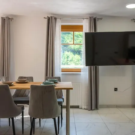 Hermes Art With Pool And Full Privacy * Idrija