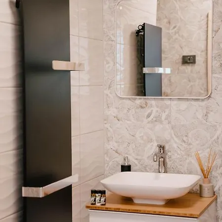 Hermes Art With Pool And Full Privacy * Idrija